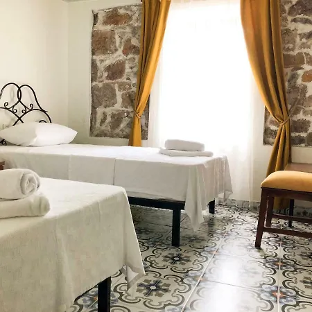 منزل للإقامة Kastoria Tarihi Konuk Evi *